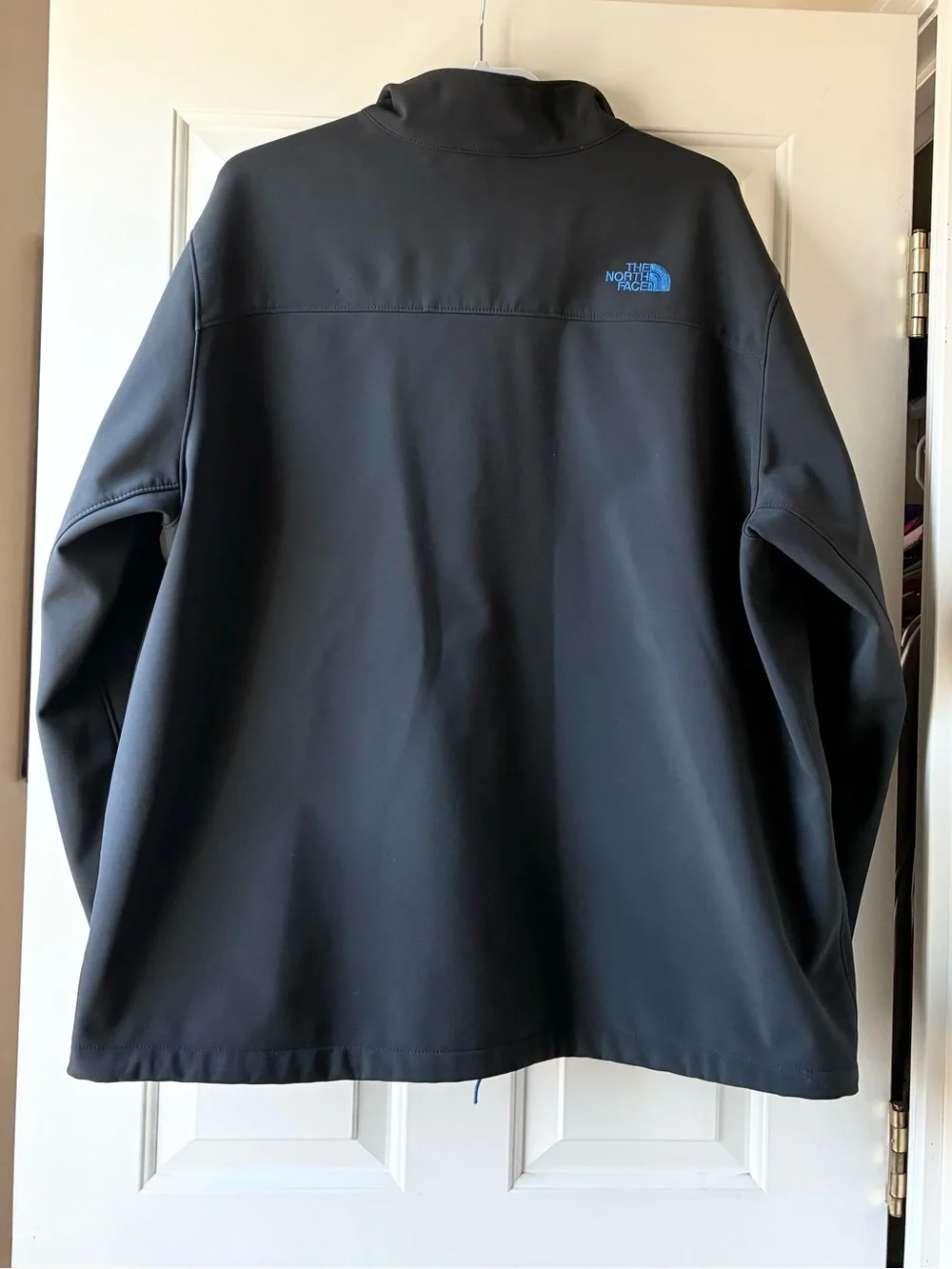 The North Face Men’s Apex Bionic Jacket Black with Blue Fleece Lining Size XXL